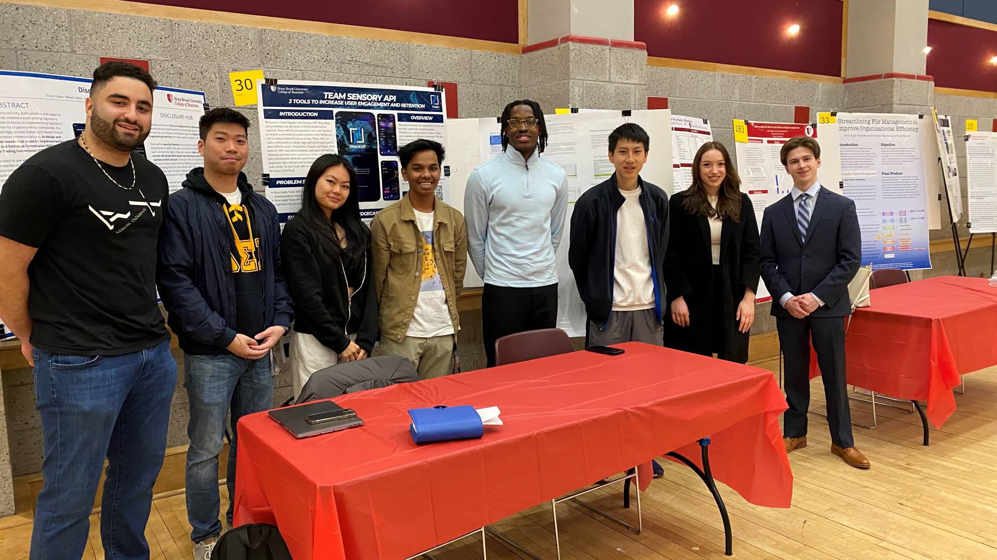 Business Honors Program Ureca 2023 business honors students at the ureca conference